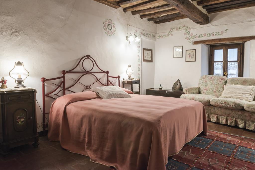 Casa Giuliana Hostal Calosso Exterior foto
