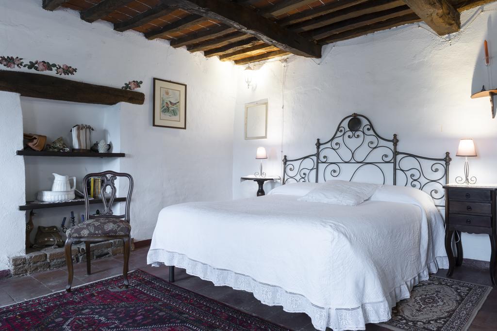 Casa Giuliana Hostal Calosso Exterior foto